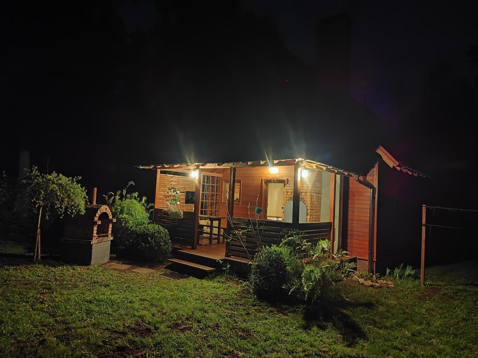 Holiday home Klimatyczny W Lesie Przy Jeziorze