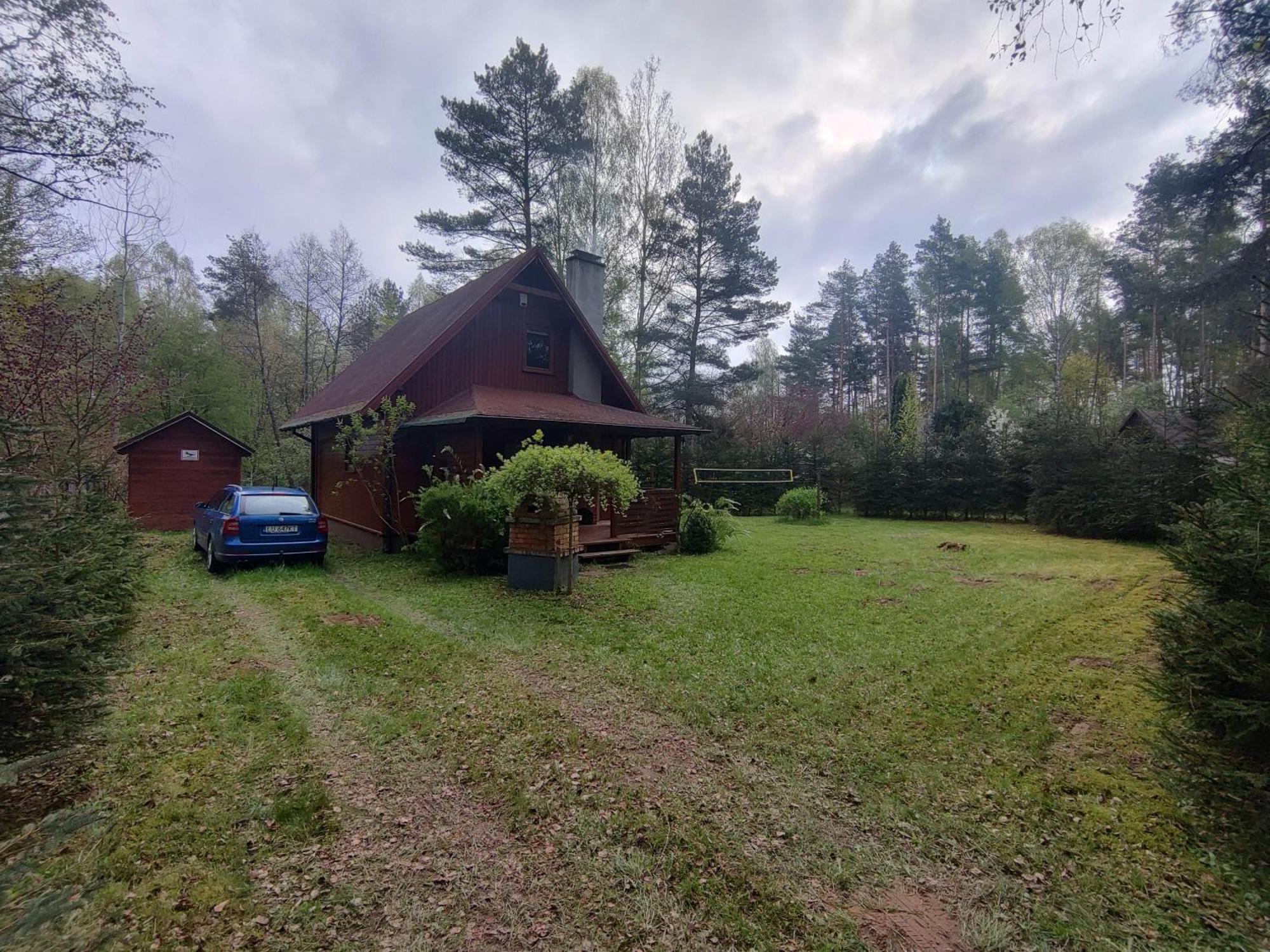Holiday home Klimatyczny W Lesie Przy Jeziorze *