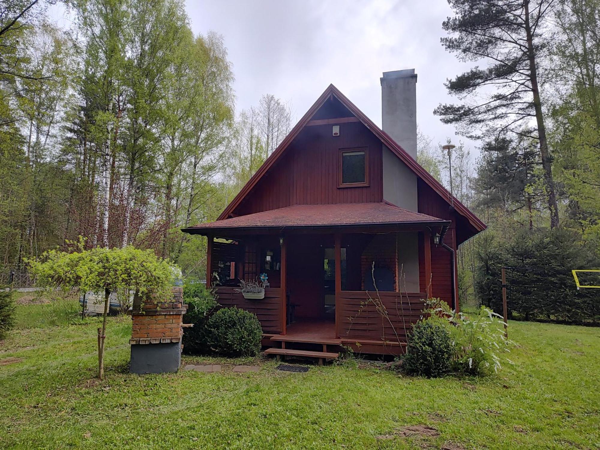 Holiday home Klimatyczny W Lesie Przy Jeziorze *